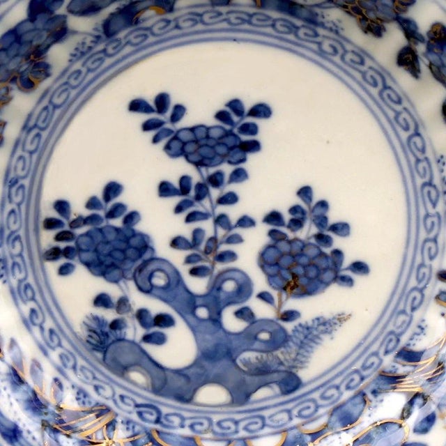 Antique Chinese Kangxi Fluted Blue and White Porcelain Dish, 1700 For Sale - Image 3 of 7