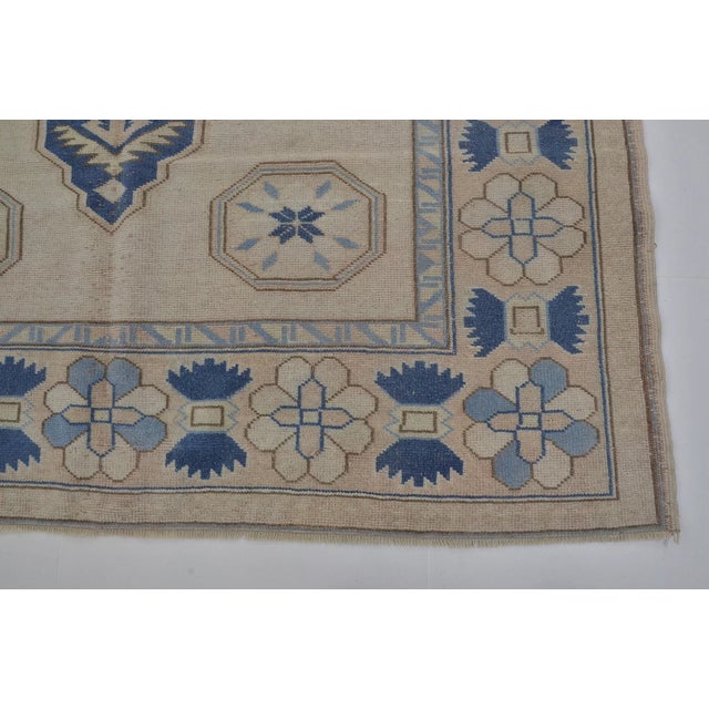 1960s Oushak Antique Floral Handknotted Carpet For Sale - Image 5 of 10