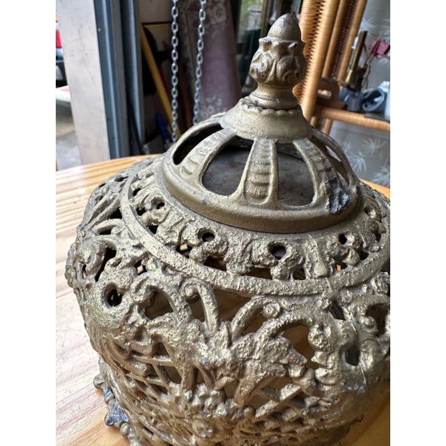 Hollywood Regency 1970s Brass Queens Crown Centerpiece For Sale - Image 3 of 8