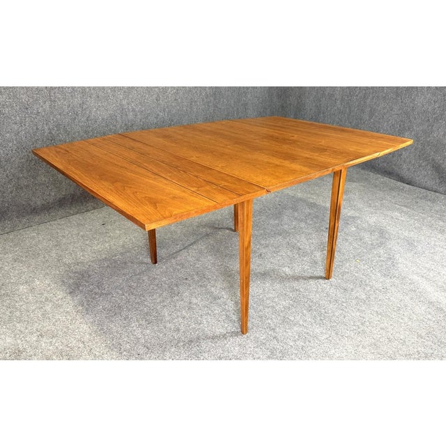Mid-Century Modern Lane Tuxedo Bowtie-Inlaid Drop Leaf Dining Table For Sale In Raleigh - Image 6 of 15