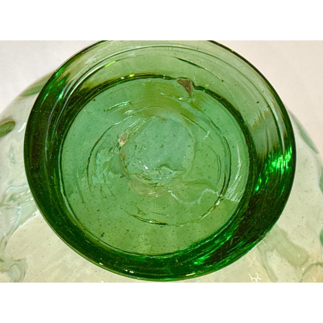 Mid-Century Vibrant Green Glass Ribbed Vase For Sale - Image 10 of 11