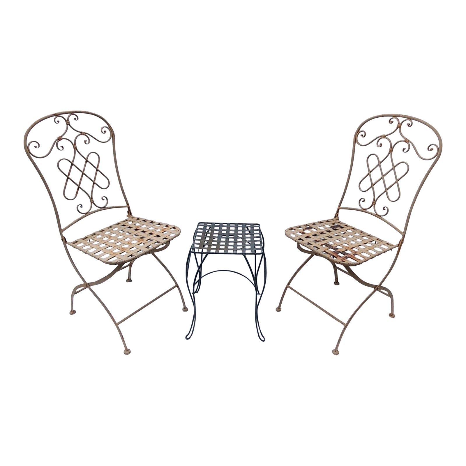 Vintage Outdoor Metal Patio Side Table & 2 Folding Chairs a Trio