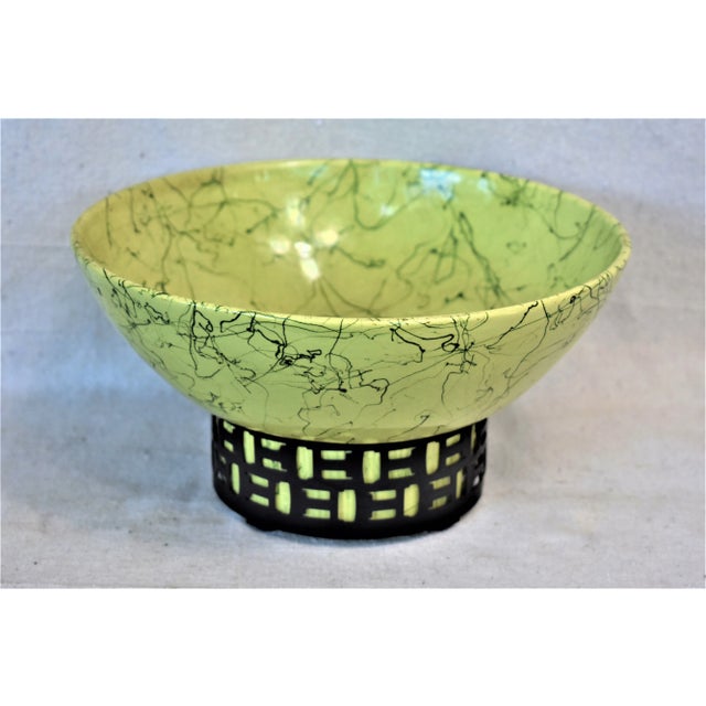 Mid-Century Spatter Bowl and Stand For Sale - Image 10 of 10