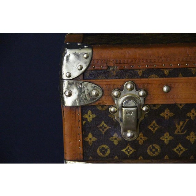 Metal Monogrammed Trunk from Louis Vuitton, 1920s For Sale - Image 7 of 18
