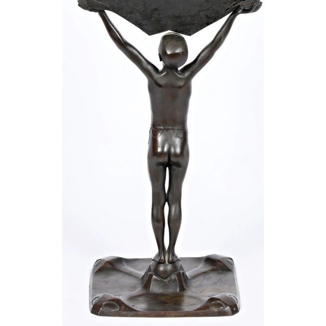 Peter Winter-Heidingsfeld, Large Art Nouveau Standing Mirror with a Naked Youth, Bronze, Around 1900 For Sale - Image 4 of 10