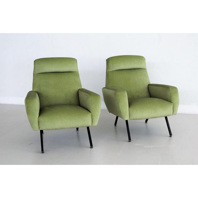 Vintage Italian Lounge Chairs in Green Velvet, 1960s, Set of 2 For Sale - Image 4 of 16