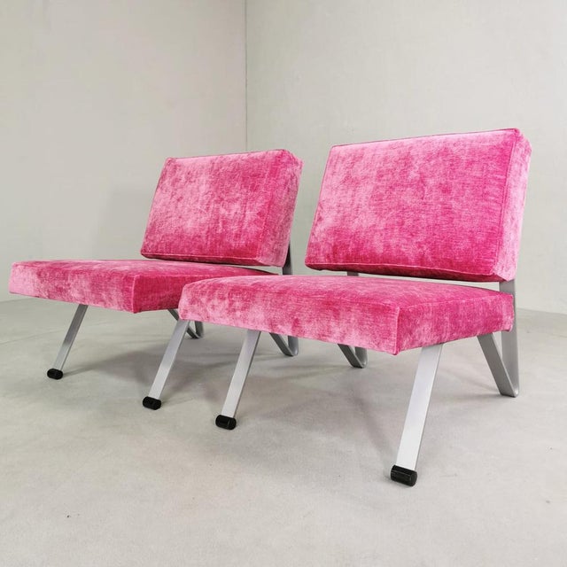 Mid-Century Modern Set of Vintage Armchairs in Fuchsia Velvet, 1960s For Sale - Image 3 of 14