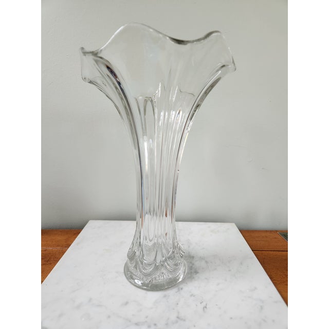 Mid-Century Modern Clear Glass Trumpet Vase With Ruffled Rim, 11”-1/2 For Sale - Image 10 of 11