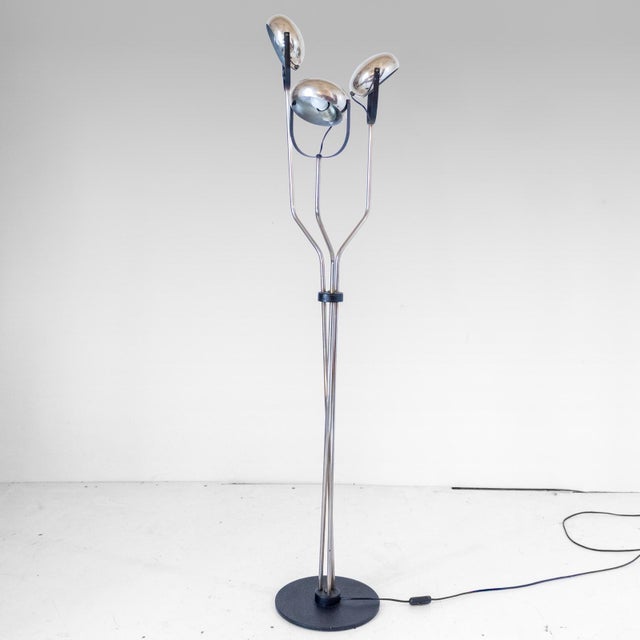 Vintage Chrome Floor Lamp with Adjustable Lights by Reggiani, Italy, 1960s For Sale - Image 6 of 16