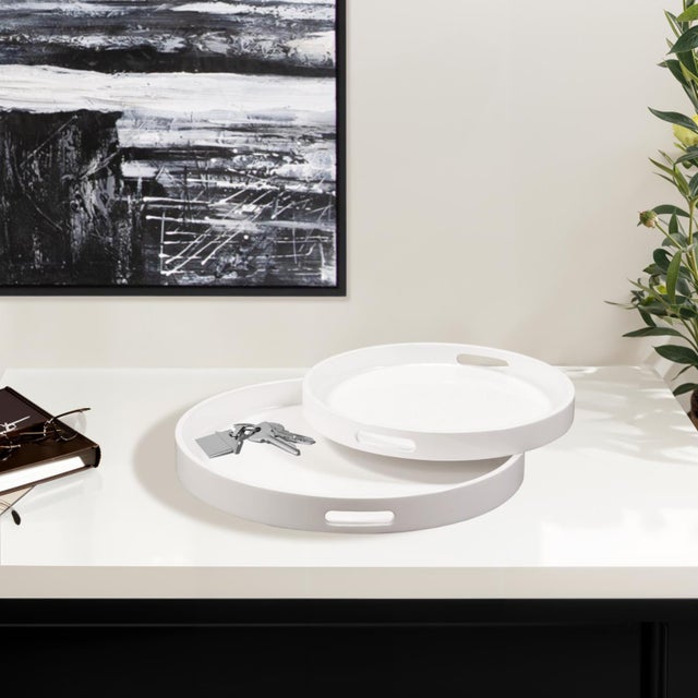 White Lacquer Round Wood Tray Set For Sale - Image 10 of 11