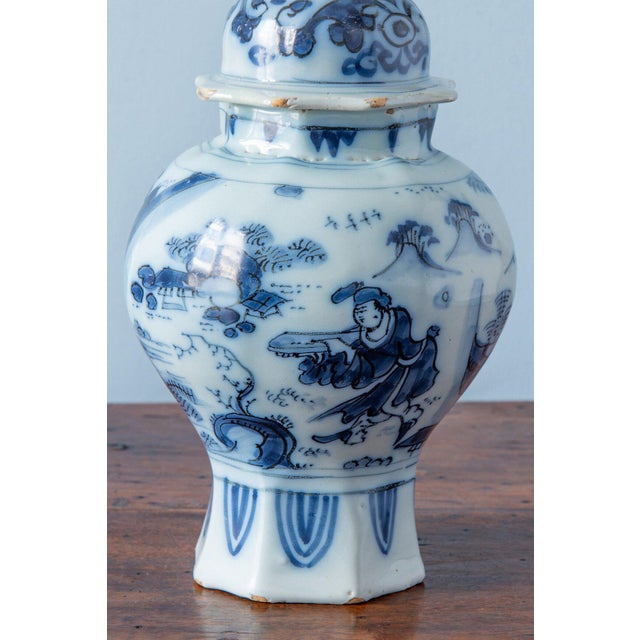 Dutch Blue & White Chinoiserie Lidded Jar, 1600s For Sale - Image 6 of 11