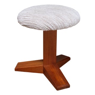 Danish Modern Three Legged Stool in Teak and Lelièvre Bouclé, 1950s For Sale
