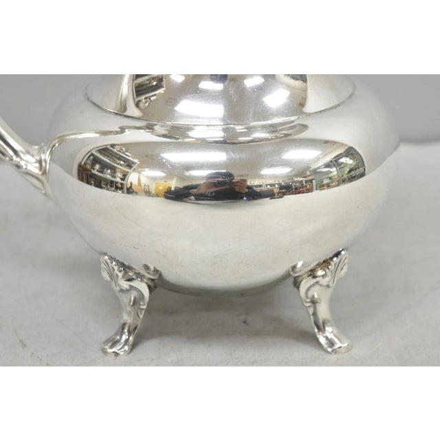 Mid 20th Century Vintage Oneida Victorian Silver Plated Ice Lip Footed Lemonade Water Pitcher For Sale - Image 5 of 13