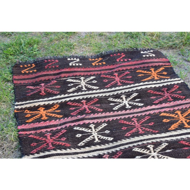 1960s Traditional Black Primitive Handmade Wool Turkish Kilim Rug For Sale - Image 10 of 13