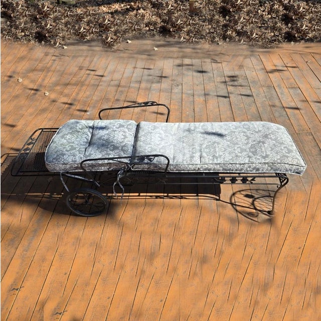 Late 20th Century Late 20th Century Wrought Iron Chaise Lounge With Cushions on Wheels For Sale - Image 5 of 10