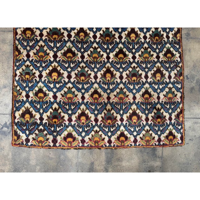 Mid 19th Century Antique Agra Rug, Circa 1850s, Indian Floral Repeat Pattern For Sale - Image 5 of 10