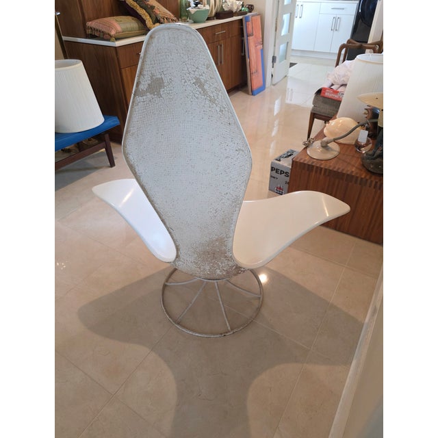 Midcentury White Tulip Chair Attributed to Erwin & Estelle Laverne For Sale - Image 4 of 8