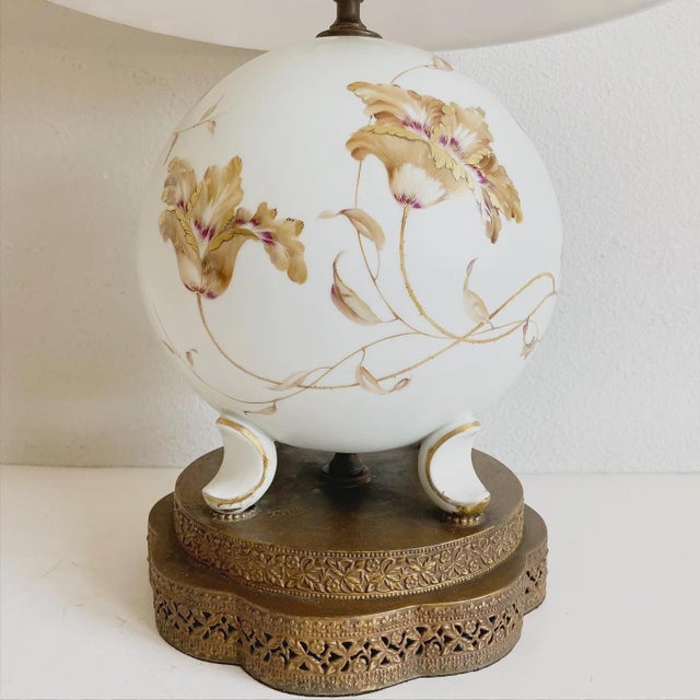 Rosenthal Germany 1940s Porcelain Floral Pearl Lamp & Shade by Rosenthal For Sale - Image 4 of 18