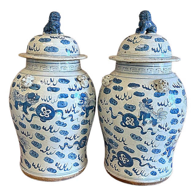Large Chinoiserie Temple Jars With Foo Dog Designs - A Pair For Sale