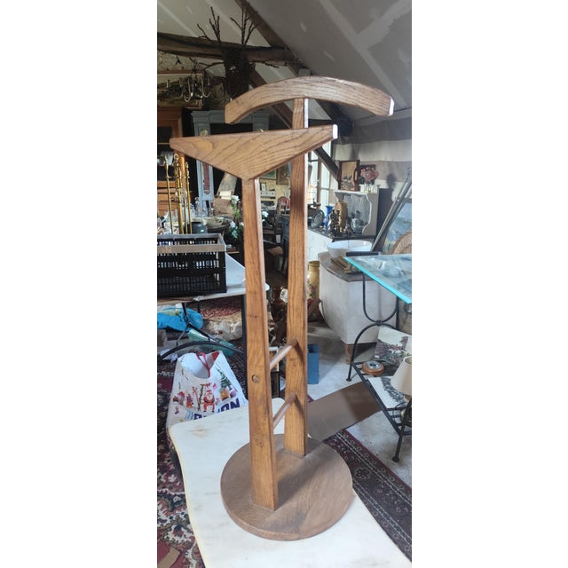 Vintage Gentlemans Valet Stand in Oak, 1950s For Sale - Image 4 of 9