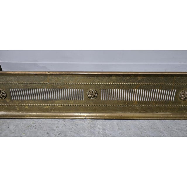 Hollywood Regency Regency Brass Fender, 1810 For Sale - Image 3 of 6