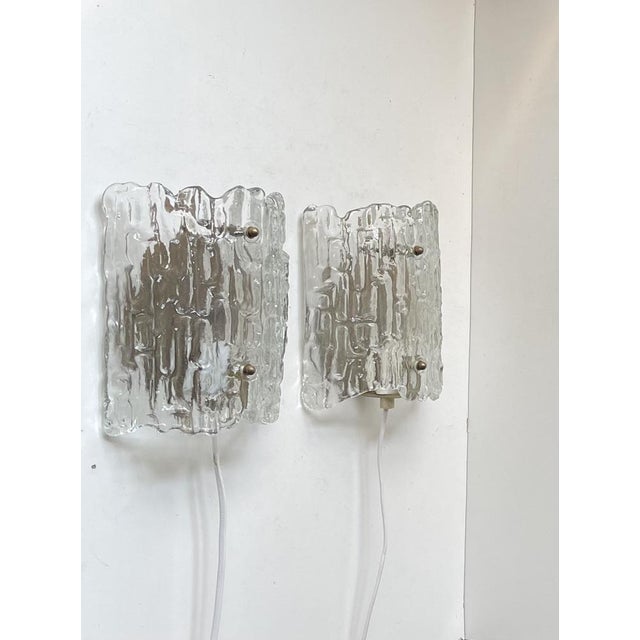 Mid-Century Modern Crystal Ice Glass Wall Sconces by Carl Fagerlund for Orrefors, 1960s, Set of 2 For Sale - Image 3 of 10