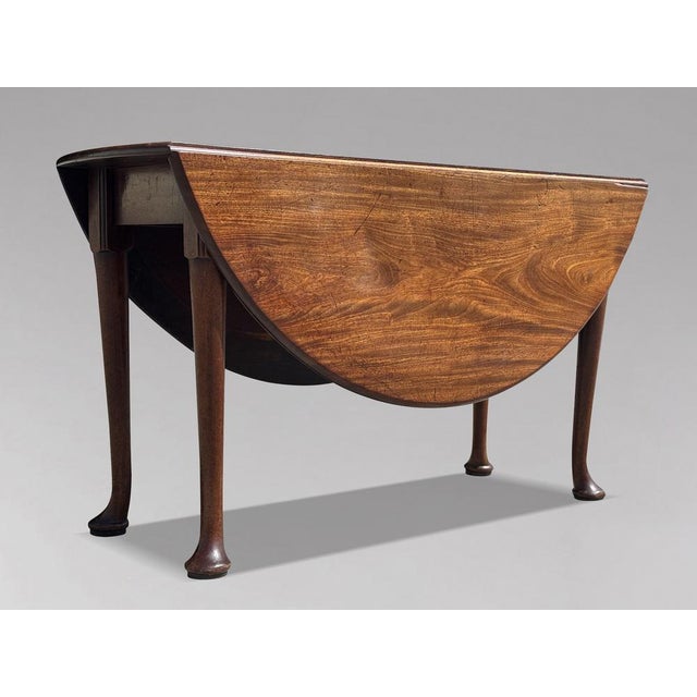 Mid 18th Century 18th Century George II Mahogany Drop-Leaf Dining Table, 1760 For Sale - Image 5 of 13