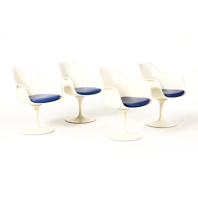 Mid Century Vintage Tulip Dining Set — Eero Saarinen for Knoll