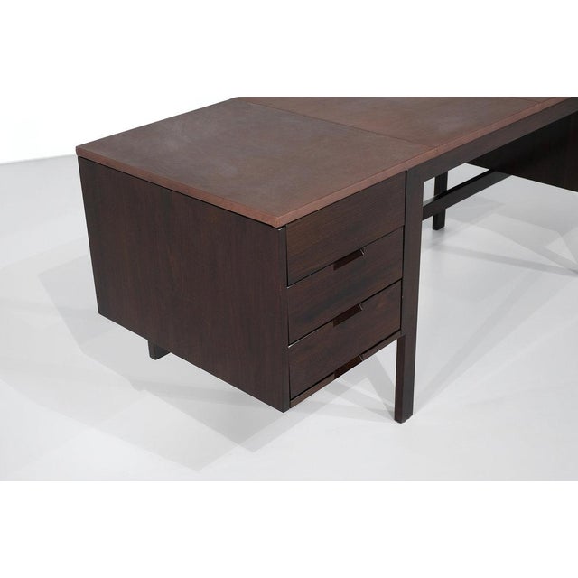Canaan Desk in Wood and Leather by Marcel Breuer for Gavina, Italy, 1950s For Sale - Image 4 of 16