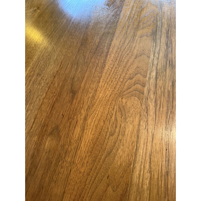 Antique Walnut Dining Room Table, Queen Anne Style, 8 Leaves For Sale In Chicago - Image 6 of 17