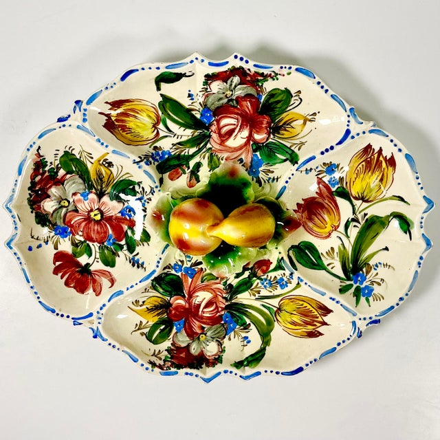 Hollywood Regency 1960s Vintage Majolica Italian Nove Rose Boho Chic Oval Divided Serving Platter With Trompe L’Oeil Peaches Handle For Sale - Image 3 of 14