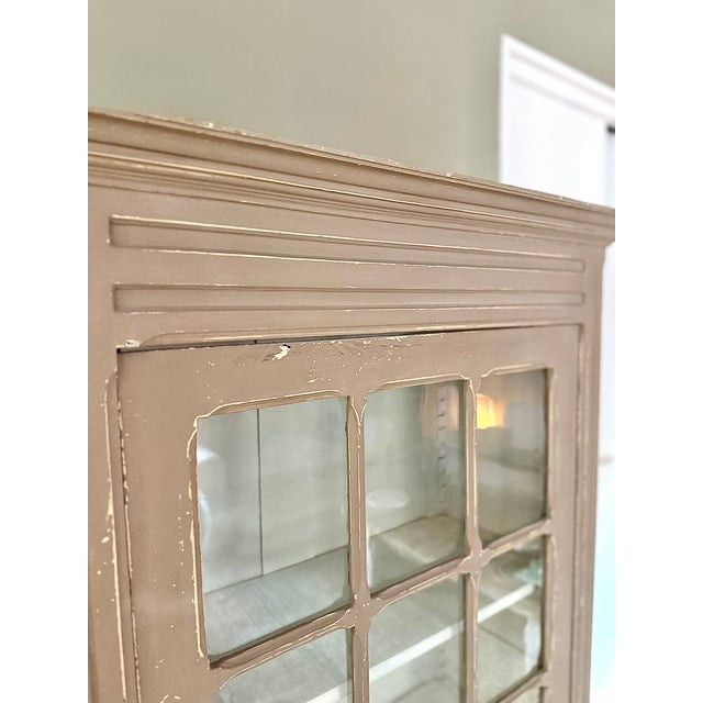 French Country Shabby Chic Glazed Display Cabinet in Patined Wood, 1930s For Sale - Image 3 of 15