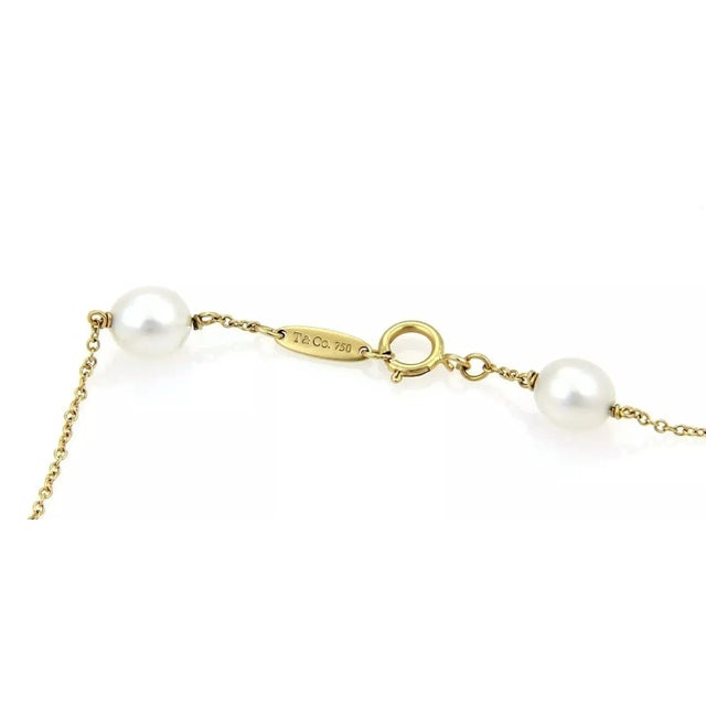 Contemporary Tiffany & Co. Elsa Peretti Pearls by the Yard 18k Yellow Gold Bracelet For Sale - Image 3 of 4
