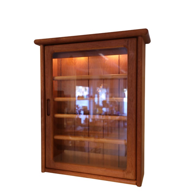 Vintage Danish Illuminated Display Cabinet in Teak from Dyrlund, 1960s For Sale - Image 13 of 13