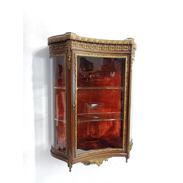 Brown Antique Neo-Classical Louis XVI French Hanging Small Display Cabinet in Mahogany and Bronze, 1910s For Sale - Image 8 of 15