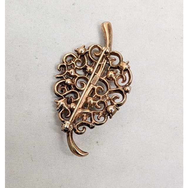 Vintage Alfred Philippe for Crown Trifari Goldtone Clear Rhinestone Leaf Brooch For Sale In Philadelphia - Image 6 of 8