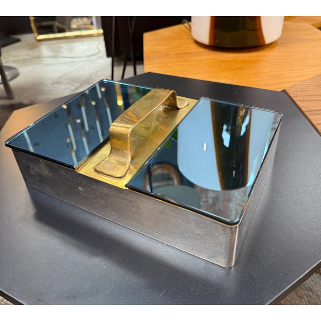 1960s Mid-Century Modern Brass & Mirror Vanity Box For Sale - Image 5 of 11