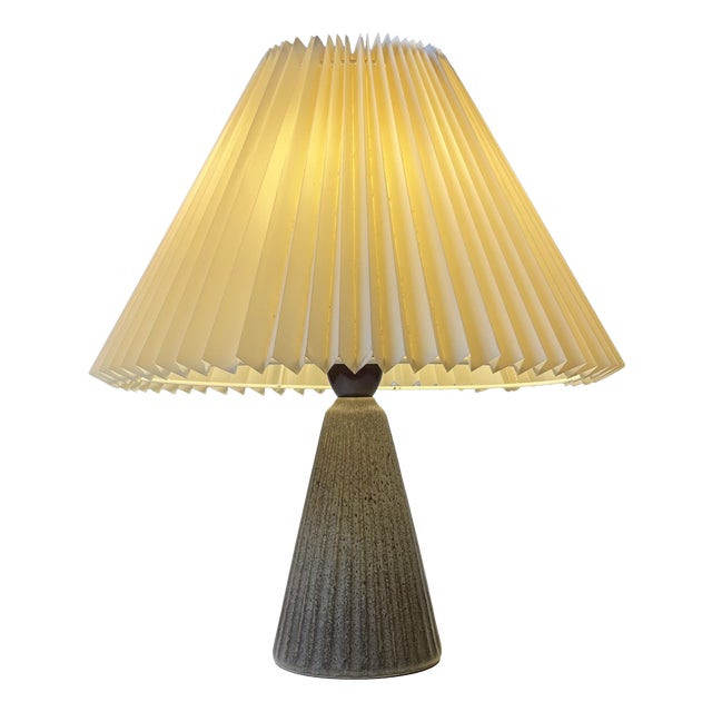 Small Vintage Scandinavian Fluted Ceramic Table Lamp by Elisabeth Loholt, 1950s For Sale