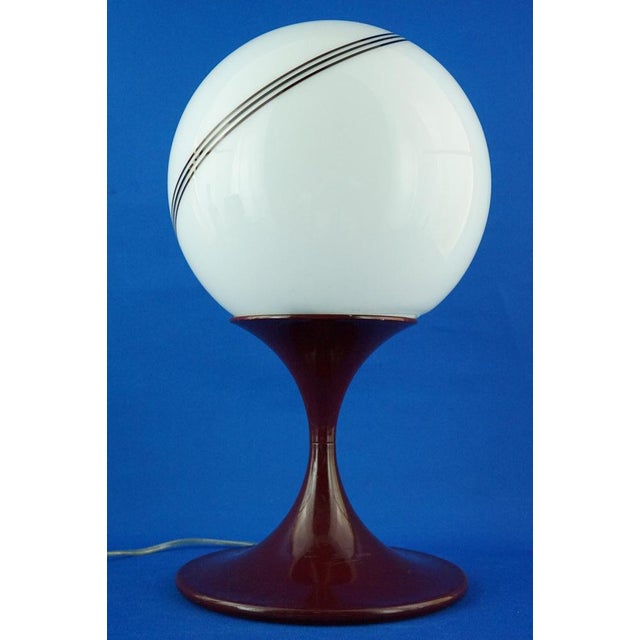 Vintage Italian Spherical Table Lamp in Opaline Glass by Elio Martinelli, 1940s For Sale - Image 9 of 18