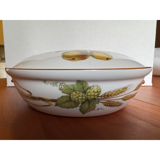 Royal Worcester "Evesham Gold" pattern. Vintage circa 1970's-1980's. Round serving dish with lid. Used, but in fine...
