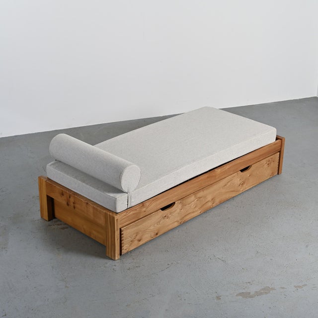 Pine Daybed from Atenor, France, 1970s For Sale - Image 12 of 16