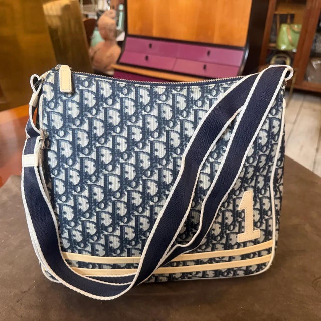 2000s Christian Dior Oblique Monogram Navy Blue Crossbody Bag For Sale - Image 13 of 18