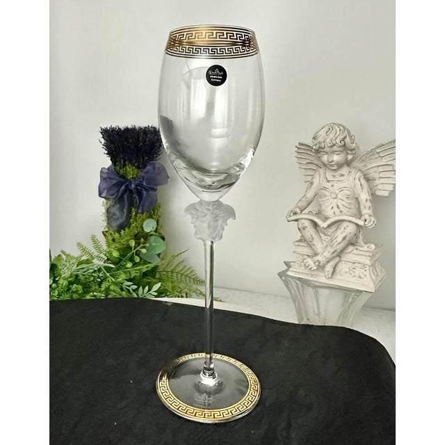 Late 20th Century Rosenthal Versace Medusa d'Or Vintage White Wine Glass For Sale - Image 5 of 12