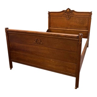Early 1900s Antique Victorian Oak Bed For Sale