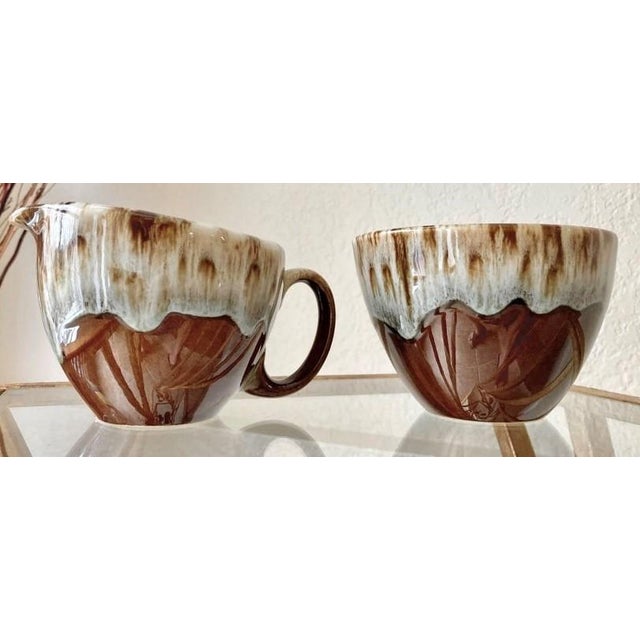 Circa 1960 Canonsburg Pottery Ironstone Drip Glaze Creamer & Wide Mouth Open Sugar Bowl Set – A Pair For Sale In Austin - Image 6 of 15