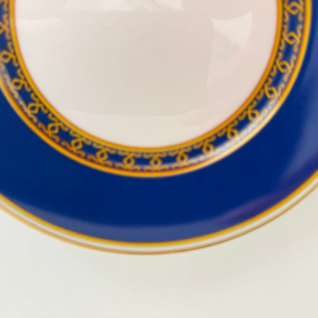 Hermes Silk Cockade Broteller 16 cm This piece has an attribution mark, I am sure that it is completely authentic and take...