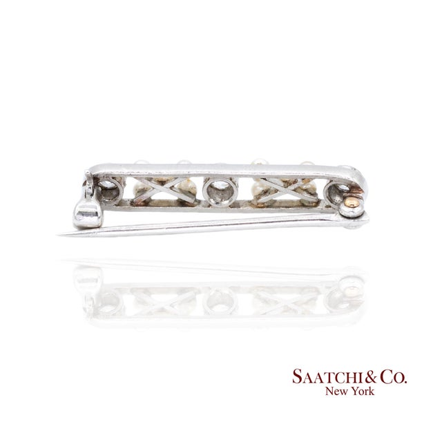 Late 20th Century Late 20th Century Platinum 950 Natural Round Pearl and Natural Diamond Brooch / Pin For Sale - Image 5 of 7
