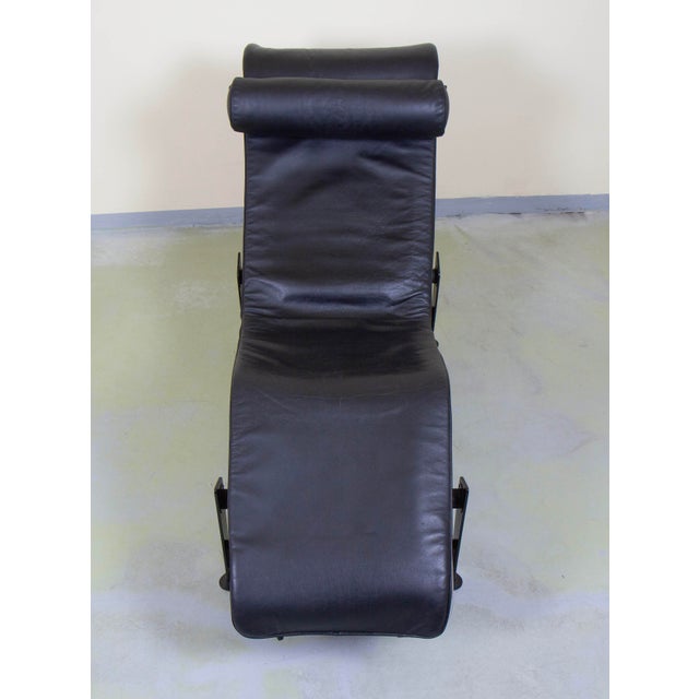 Metal LC4 Chaise Longue by Le Corbusier for Cassina, 1980s For Sale - Image 7 of 14