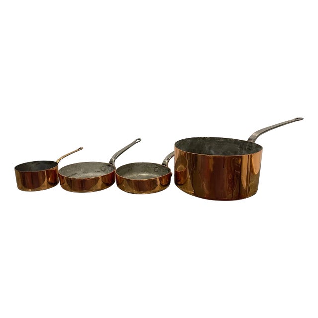 French Four Copper Pots in Different Sizes, 19th Century - Set of 4 For Sale