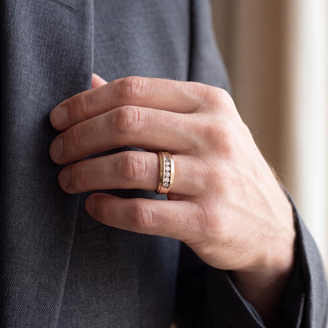 Late 20th-Century 14 Karat Two Tone 5 Diamond Men's Wedding Ring, Size 12.25 For Sale - Image 4 of 4